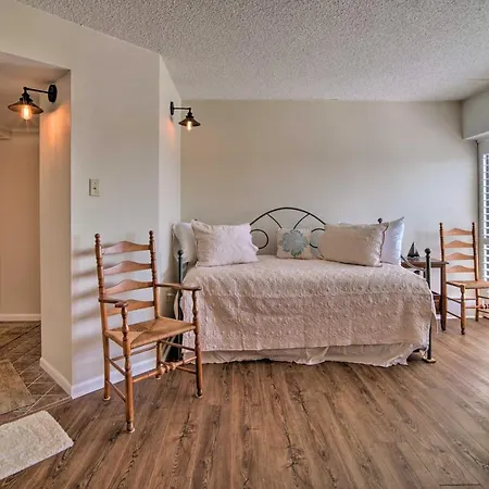Welcoming Brigantine Condo With Ocean Views!